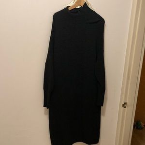 Paisi Black Turtleneck Dress